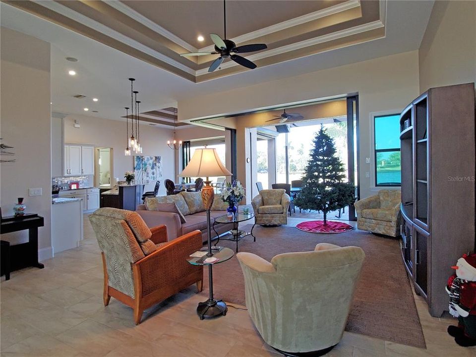 待售: $995,000 (3 贝兹, 3 浴室, 2562 平方英尺)