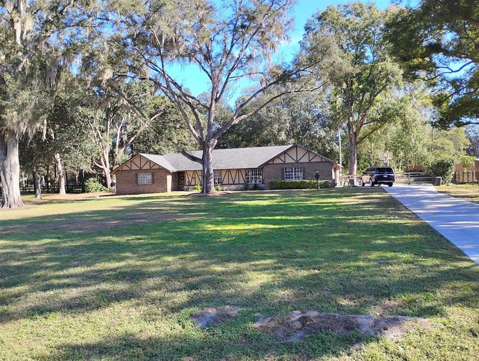 Active With Contract: $370,000 (4 beds, 2 baths, 2330 Square Feet)