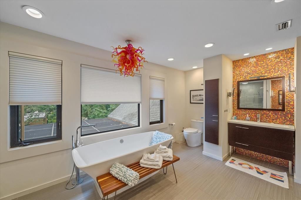 For Rent: $12,500 (4 beds, 4 baths, 3668 Square Feet)