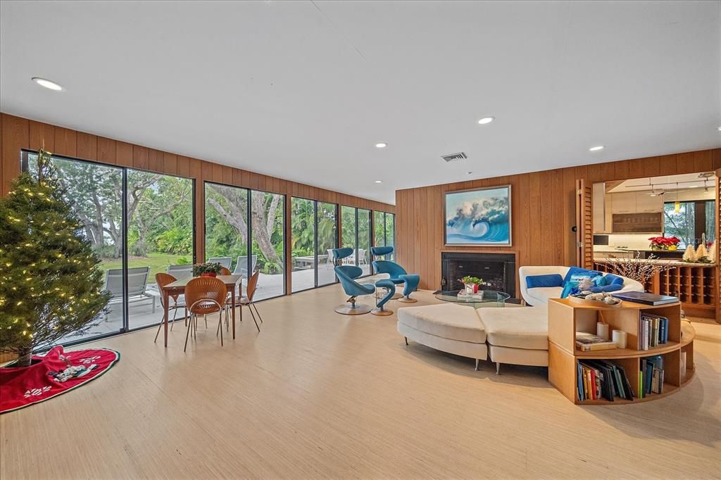 For Rent: $12,500 (4 beds, 4 baths, 3668 Square Feet)