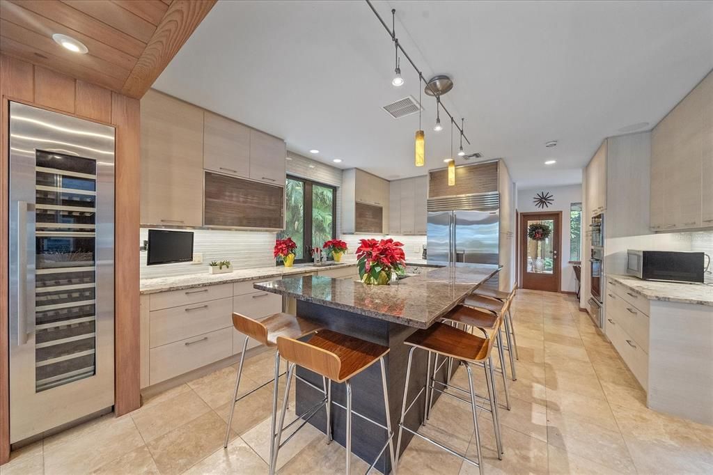 For Rent: $12,500 (4 beds, 4 baths, 3668 Square Feet)