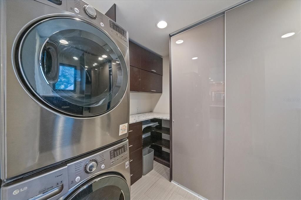 For Rent: $12,500 (4 beds, 4 baths, 3668 Square Feet)