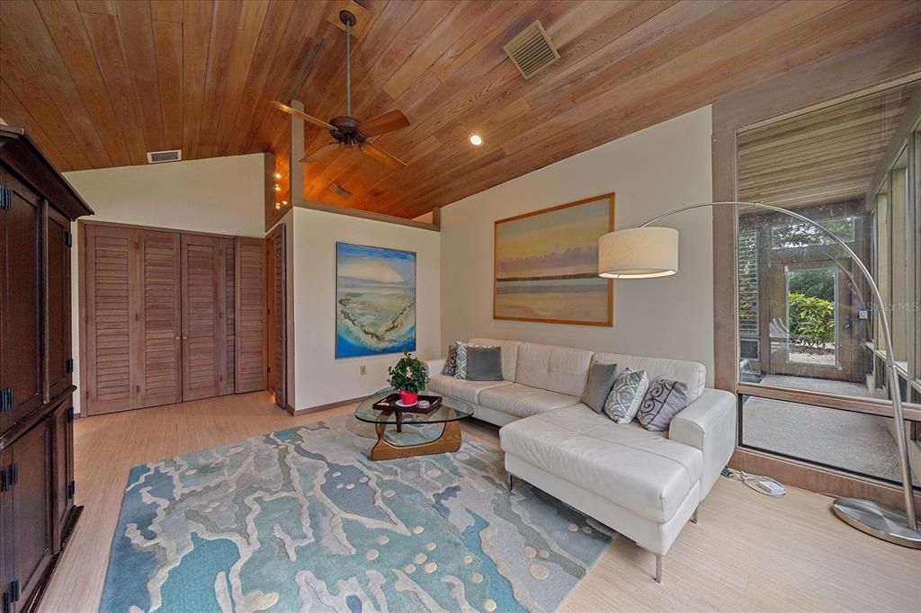 For Rent: $12,500 (4 beds, 4 baths, 3668 Square Feet)