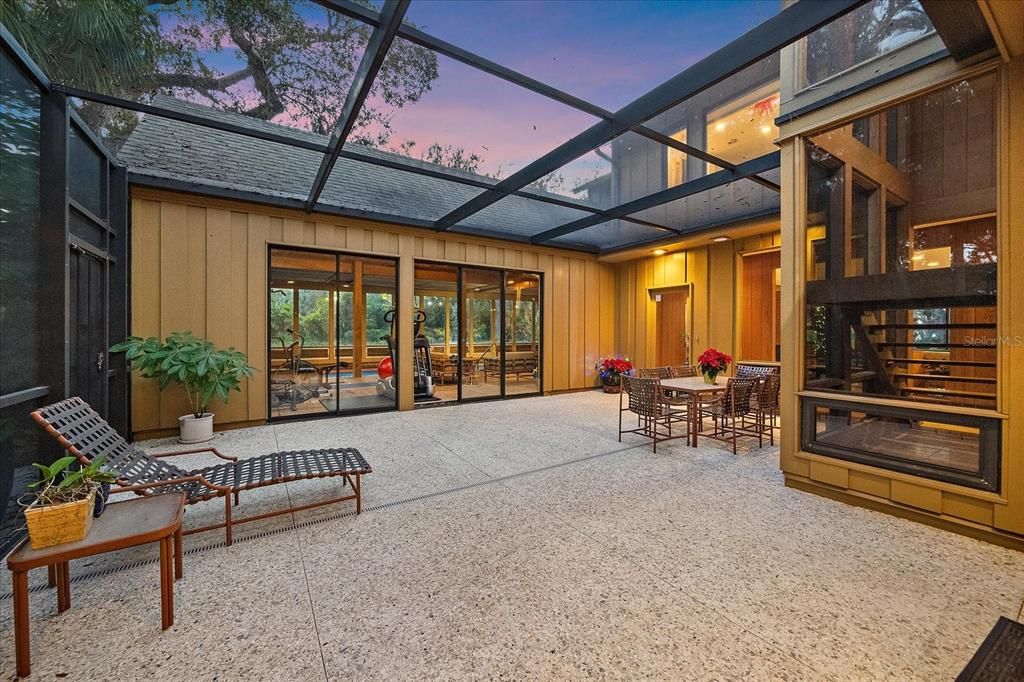 For Rent: $12,500 (4 beds, 4 baths, 3668 Square Feet)