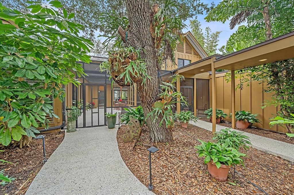 For Rent: $12,500 (4 beds, 4 baths, 3668 Square Feet)