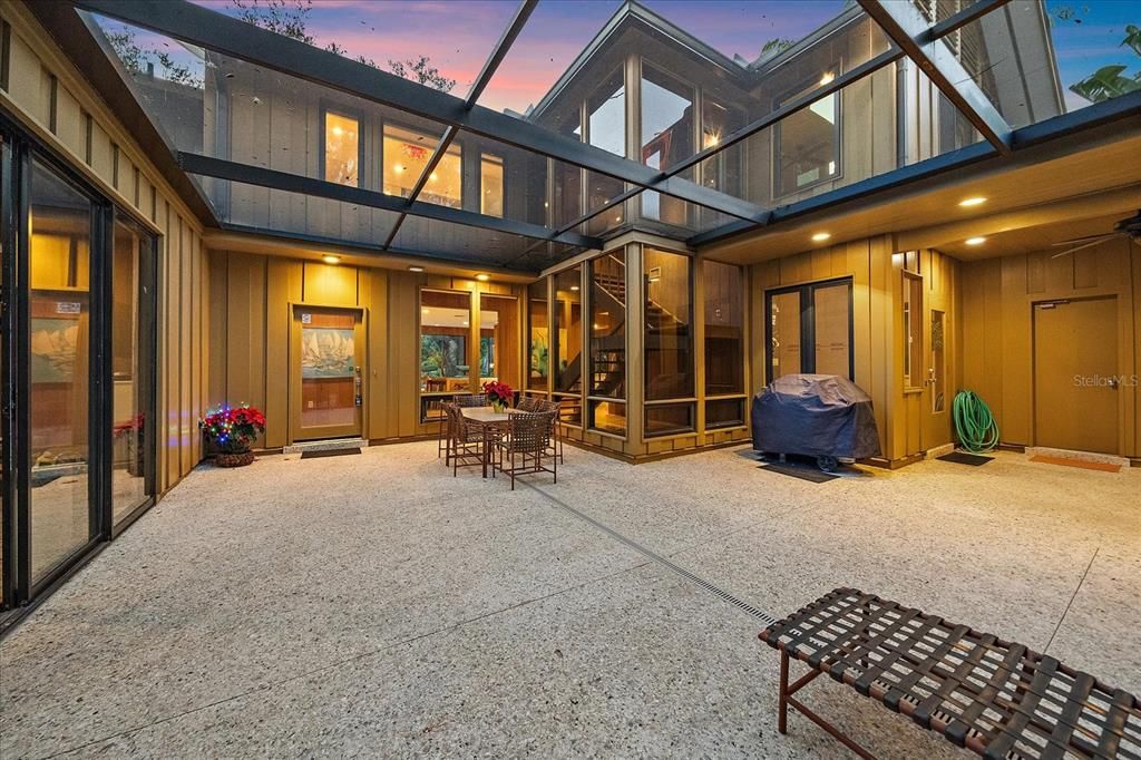 For Rent: $12,500 (4 beds, 4 baths, 3668 Square Feet)