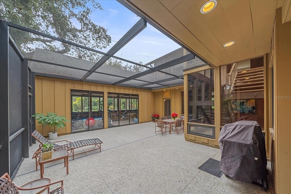 For Rent: $12,500 (4 beds, 4 baths, 3668 Square Feet)