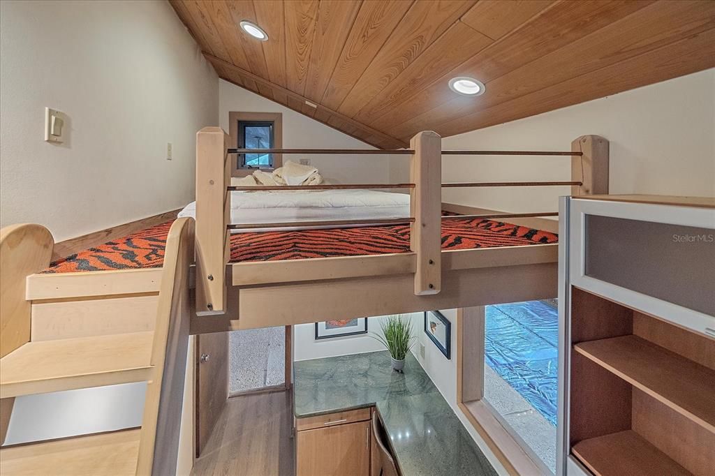 For Rent: $12,500 (4 beds, 4 baths, 3668 Square Feet)