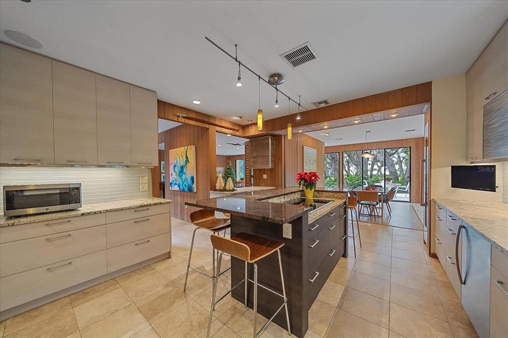 For Rent: $12,500 (4 beds, 4 baths, 3668 Square Feet)