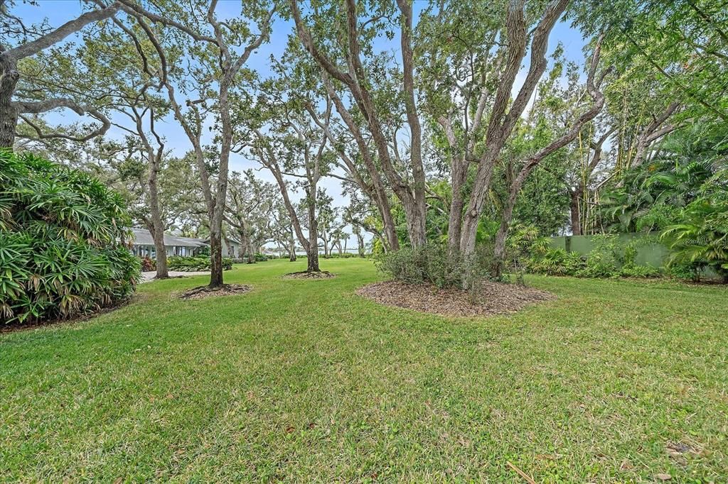 For Rent: $12,500 (4 beds, 4 baths, 3668 Square Feet)