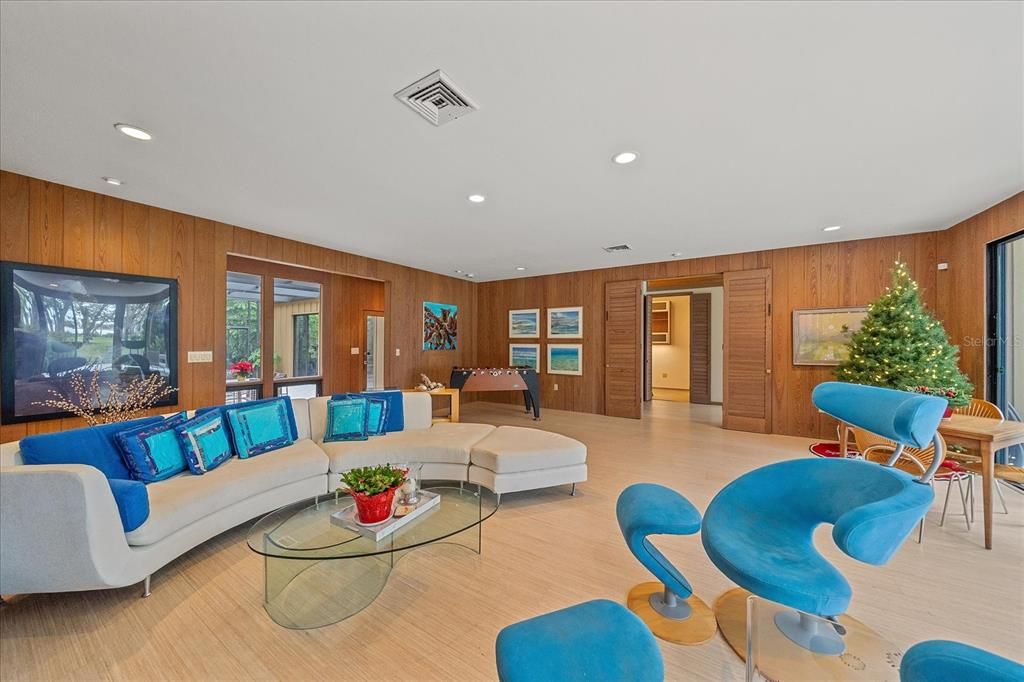 For Rent: $12,500 (4 beds, 4 baths, 3668 Square Feet)