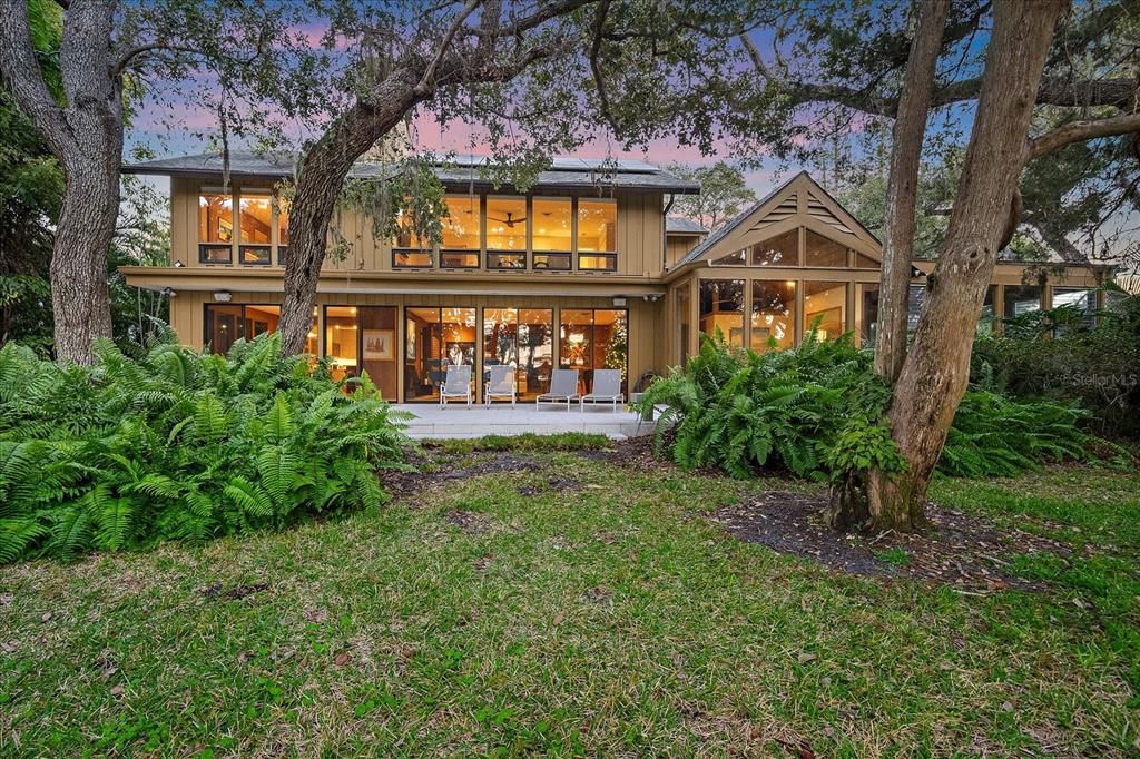 For Rent: $12,500 (4 beds, 4 baths, 3668 Square Feet)