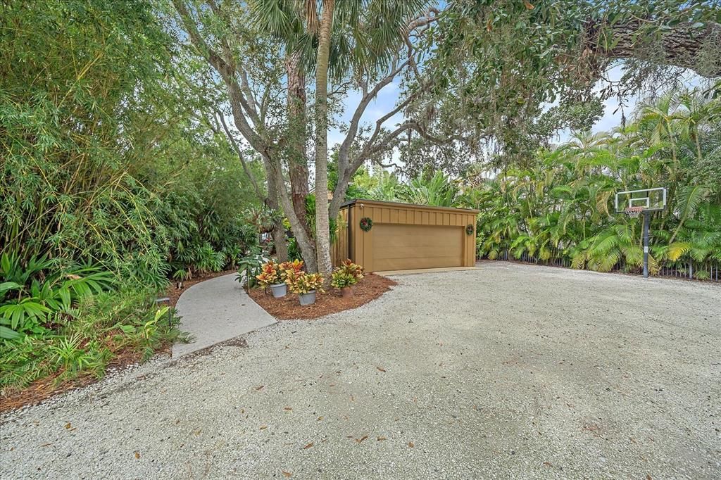 For Rent: $12,500 (4 beds, 4 baths, 3668 Square Feet)