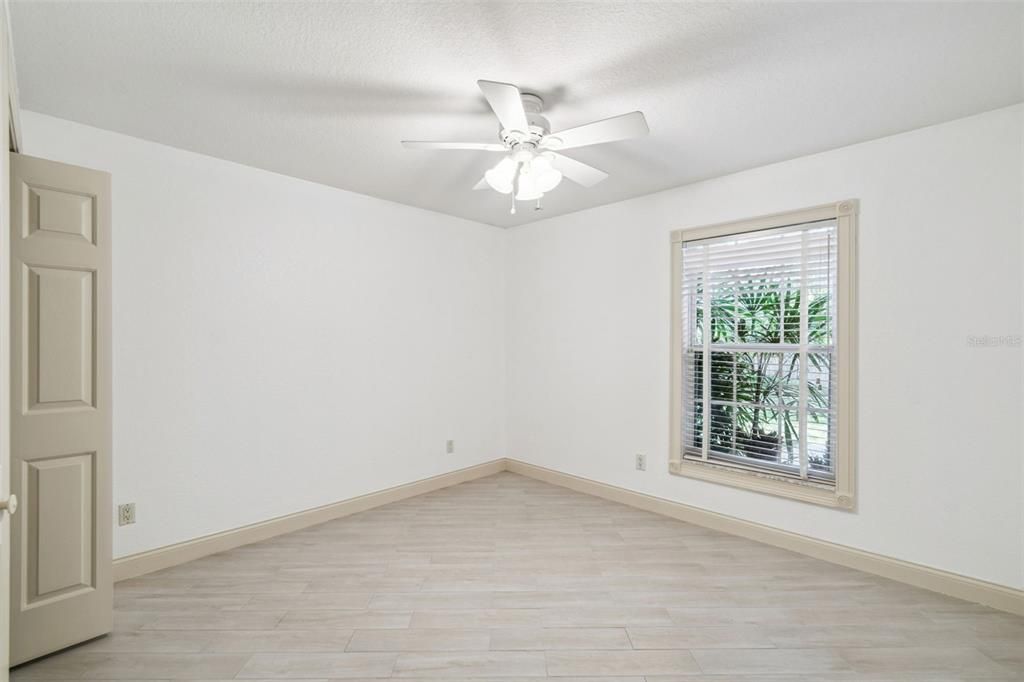 En Venta: $450,000 (3 camas, 2 baños, 2052 Pies cuadrados)