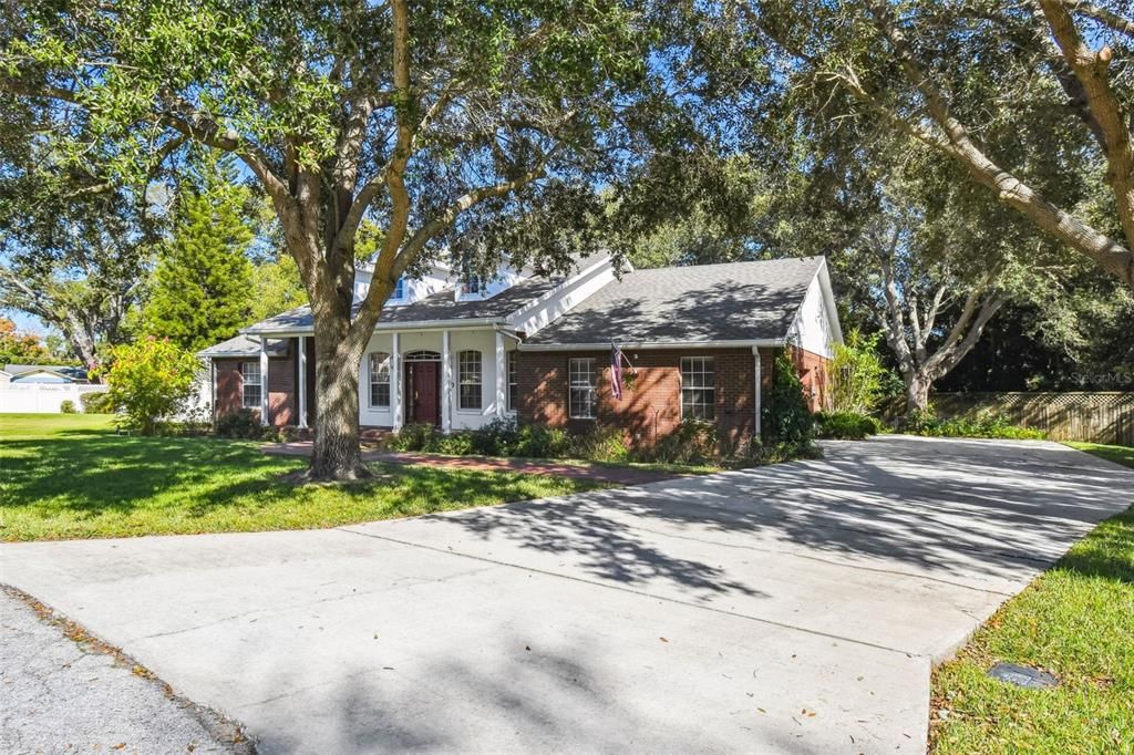 En Venta: $450,000 (3 camas, 2 baños, 2052 Pies cuadrados)