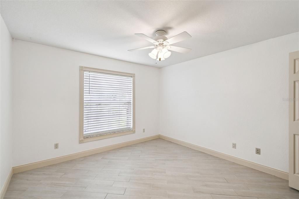 En Venta: $450,000 (3 camas, 2 baños, 2052 Pies cuadrados)