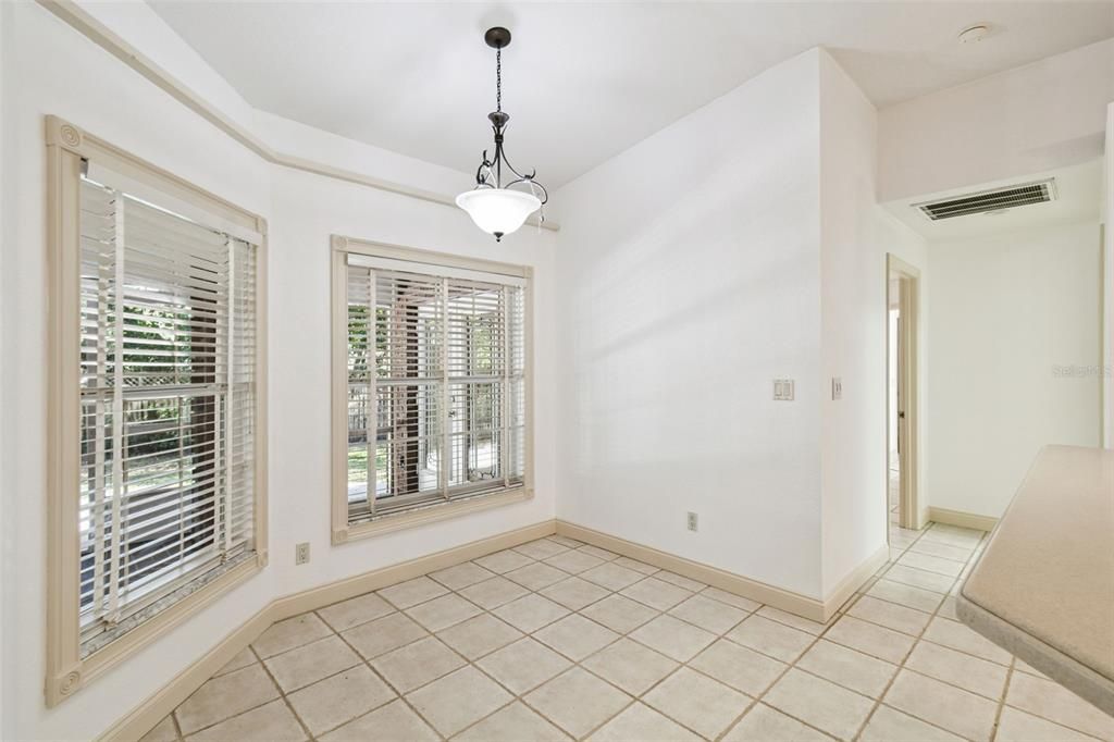 En Venta: $450,000 (3 camas, 2 baños, 2052 Pies cuadrados)