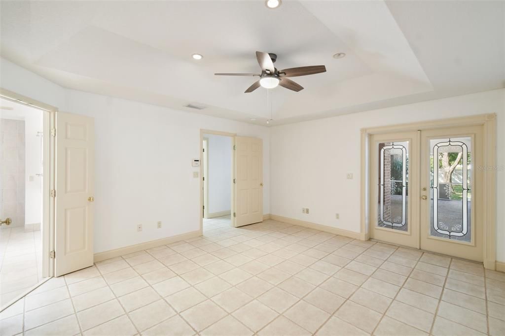 En Venta: $450,000 (3 camas, 2 baños, 2052 Pies cuadrados)