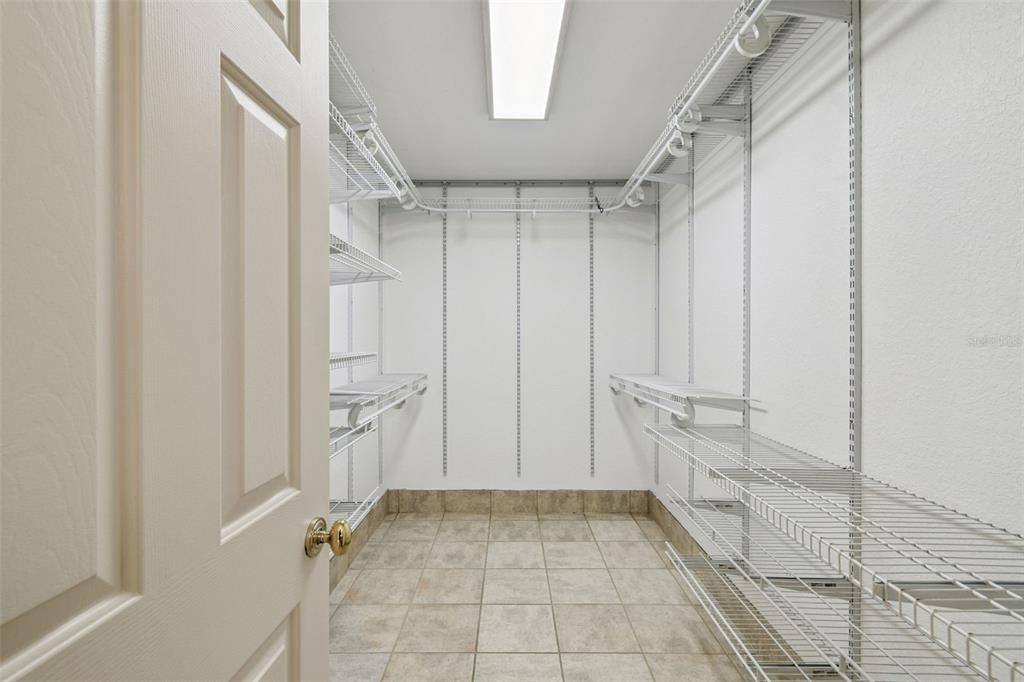 En Venta: $450,000 (3 camas, 2 baños, 2052 Pies cuadrados)