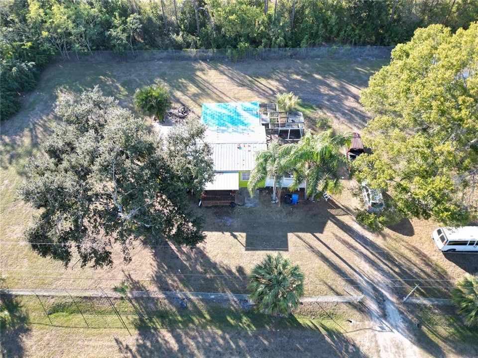 For Sale: $380,000 (2 beds, 2 baths, 960 Square Feet)