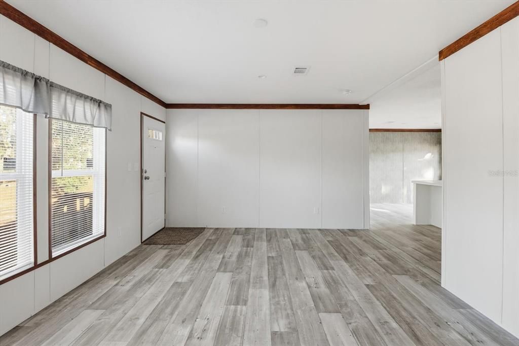 For Sale: $230,000 (3 beds, 2 baths, 1680 Square Feet)