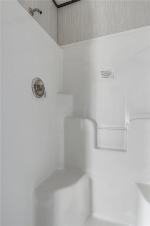 For Sale: $230,000 (3 beds, 2 baths, 1680 Square Feet)