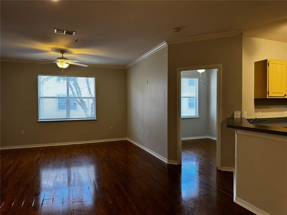 En Renta: $1,950 (2 camas, 2 baños, 1280 Pies cuadrados)