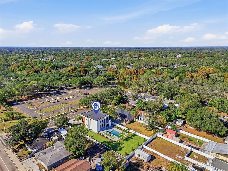 На продажу: $1,750,000 (4 спален, 3 ванн, 3900 Квадратных фут)