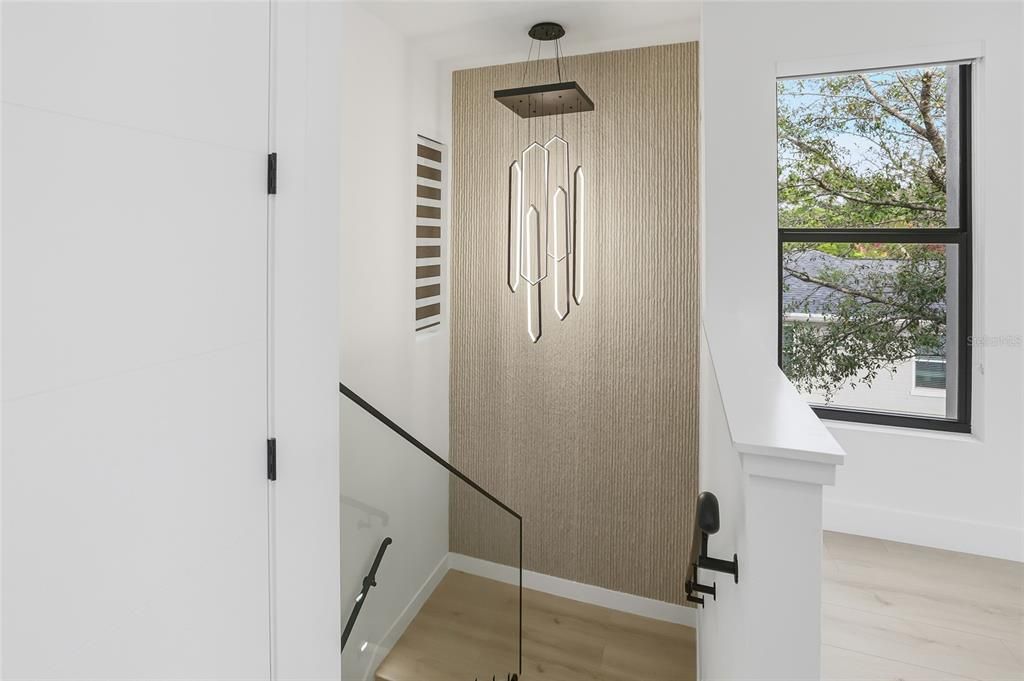 На продажу: $1,750,000 (4 спален, 3 ванн, 3900 Квадратных фут)