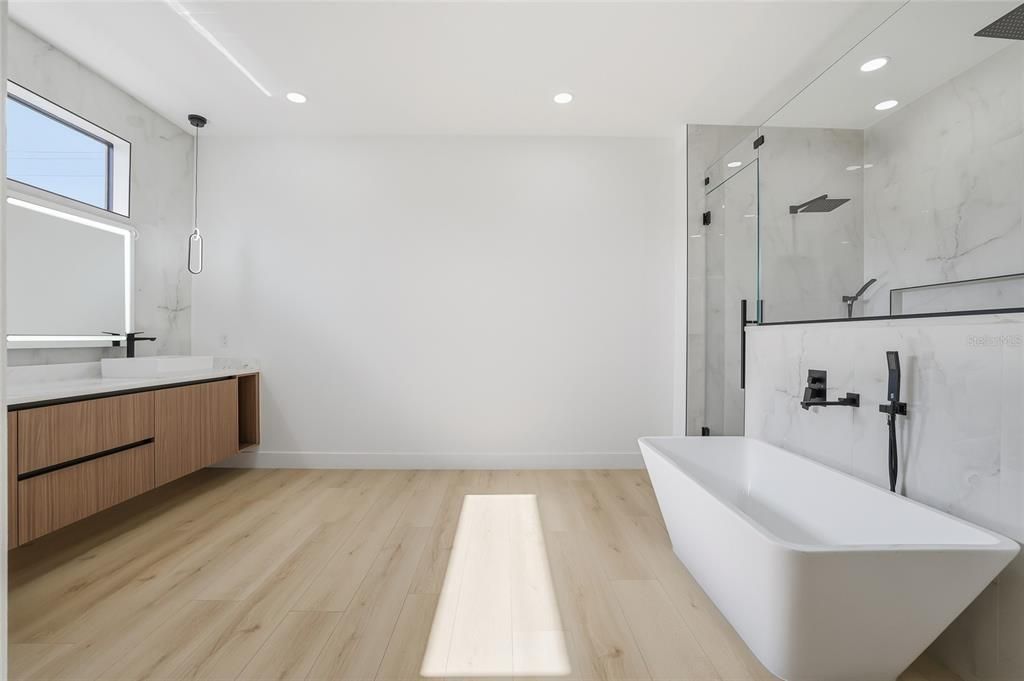 На продажу: $1,750,000 (4 спален, 3 ванн, 3900 Квадратных фут)