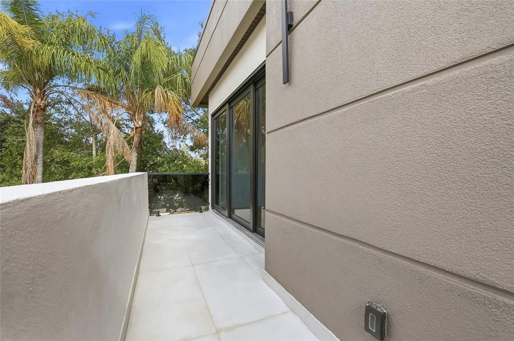 На продажу: $1,750,000 (4 спален, 3 ванн, 3900 Квадратных фут)