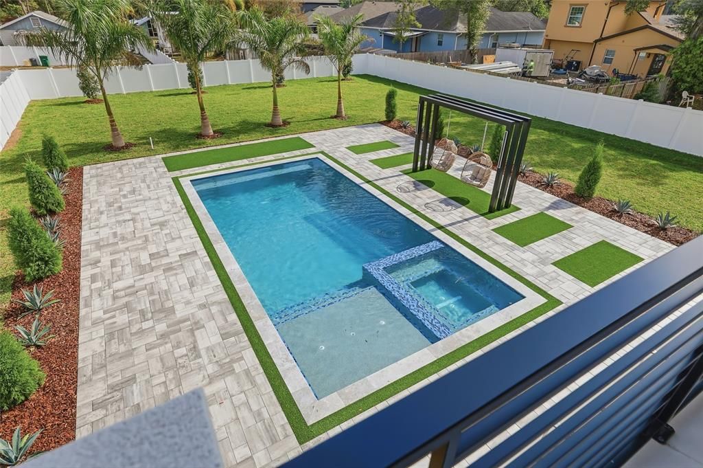 На продажу: $1,750,000 (4 спален, 3 ванн, 3900 Квадратных фут)