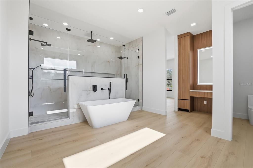 На продажу: $1,750,000 (4 спален, 3 ванн, 3900 Квадратных фут)