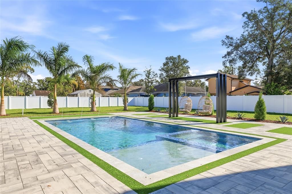 На продажу: $1,750,000 (4 спален, 3 ванн, 3900 Квадратных фут)