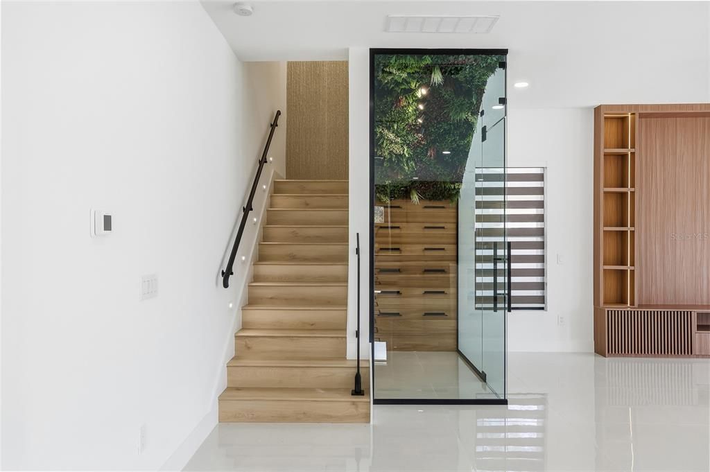 На продажу: $1,750,000 (4 спален, 3 ванн, 3900 Квадратных фут)