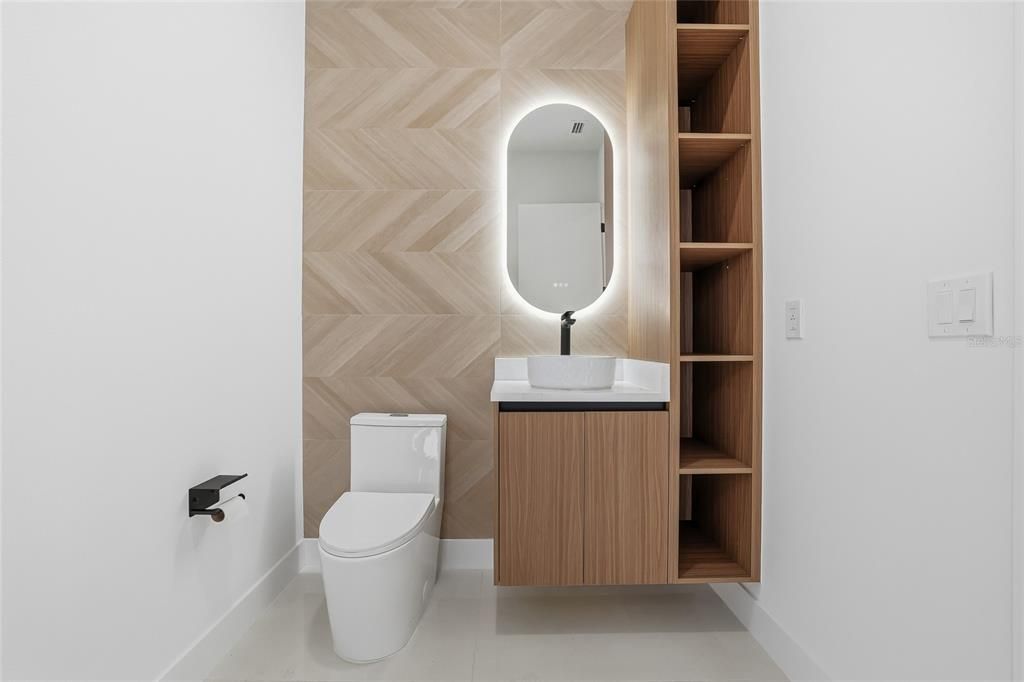 На продажу: $1,750,000 (4 спален, 3 ванн, 3900 Квадратных фут)