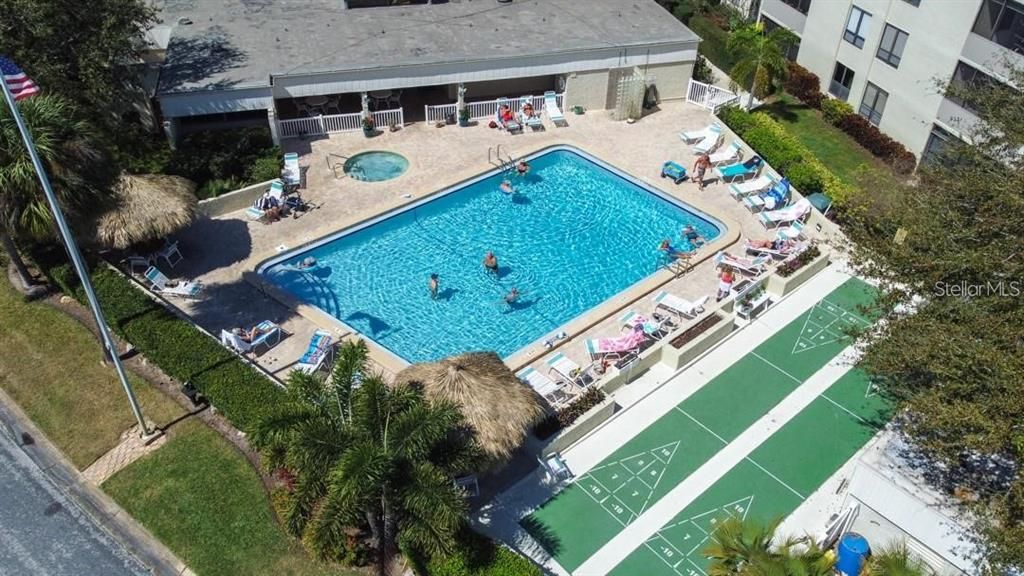 For Rent: $1,400 (1 beds, 1 baths, 565 Square Feet)