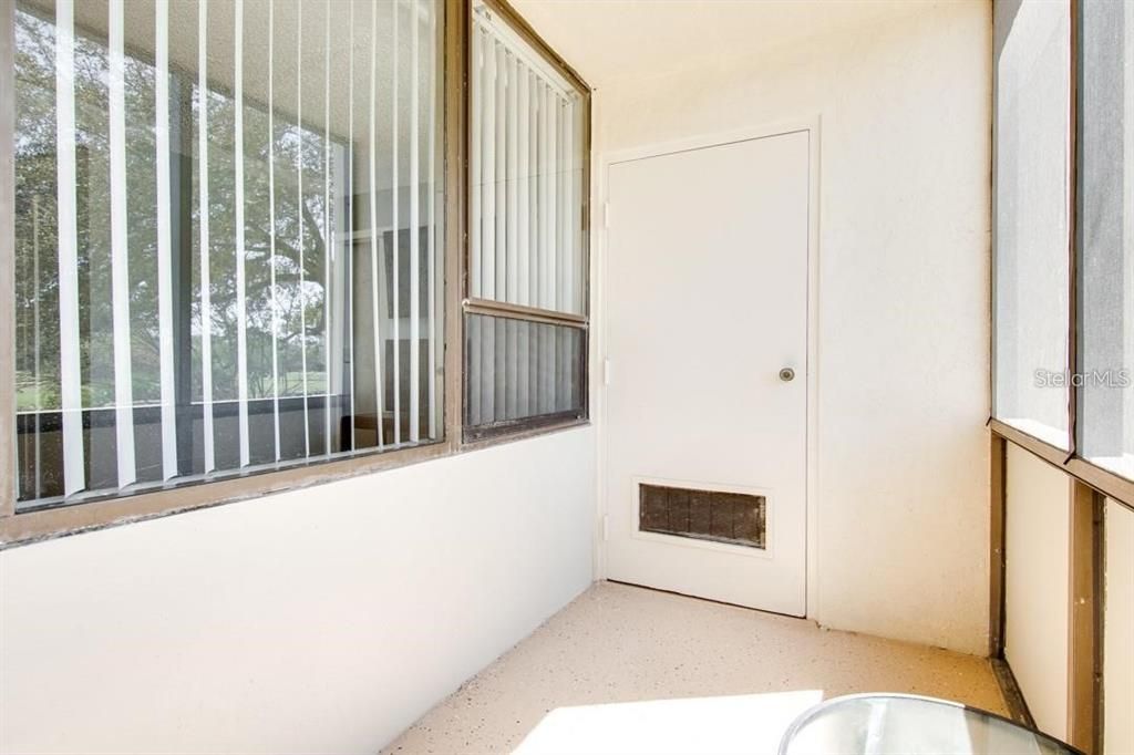 For Rent: $1,400 (1 beds, 1 baths, 565 Square Feet)