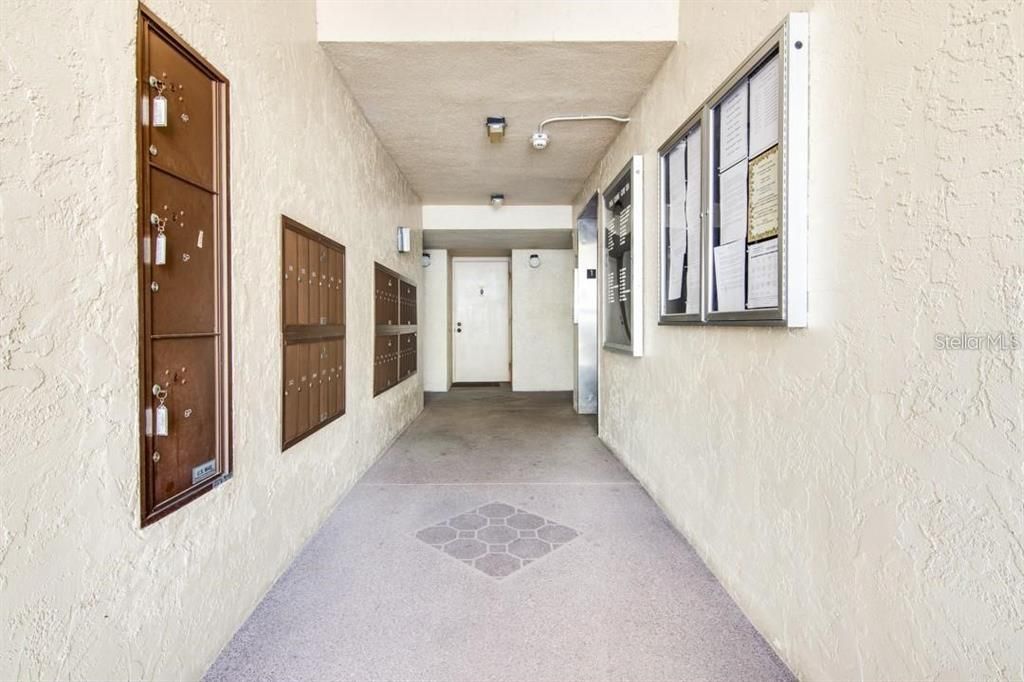 For Rent: $1,400 (1 beds, 1 baths, 565 Square Feet)