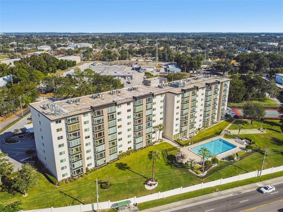 For Sale: $150,000 (2 beds, 2 baths, 1347 Square Feet)