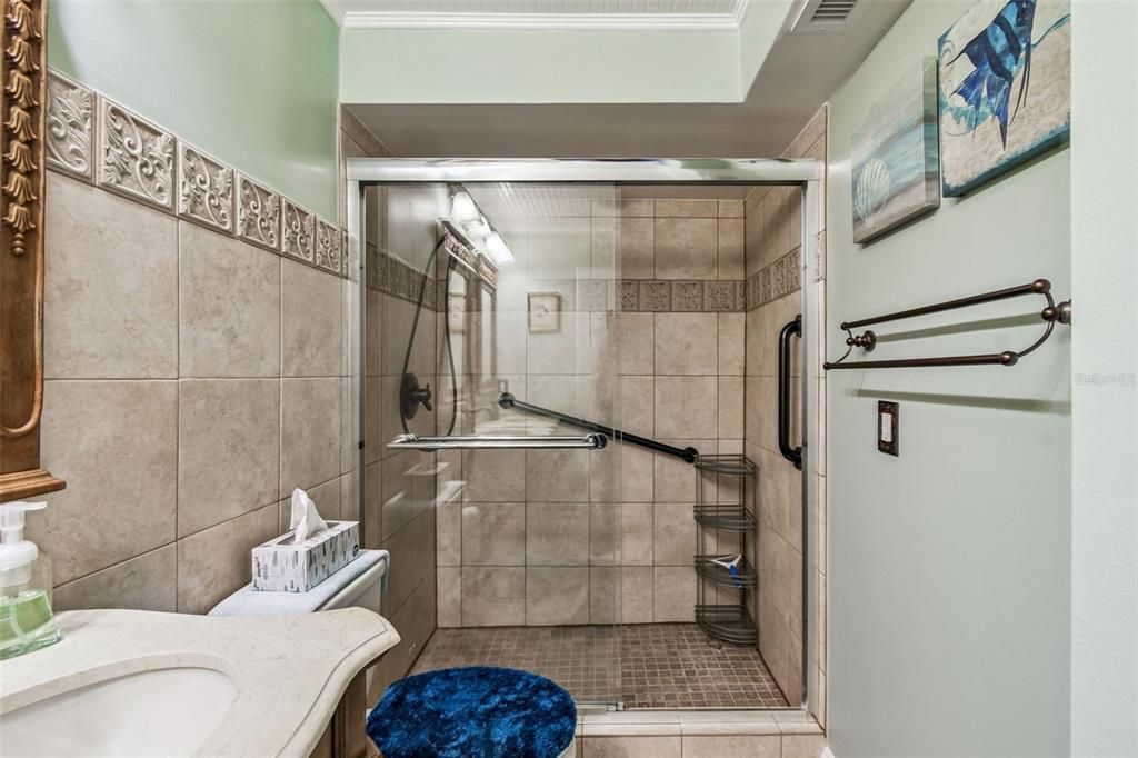 For Sale: $150,000 (2 beds, 2 baths, 1347 Square Feet)