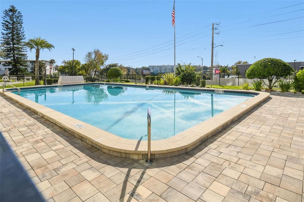 For Sale: $150,000 (2 beds, 2 baths, 1347 Square Feet)