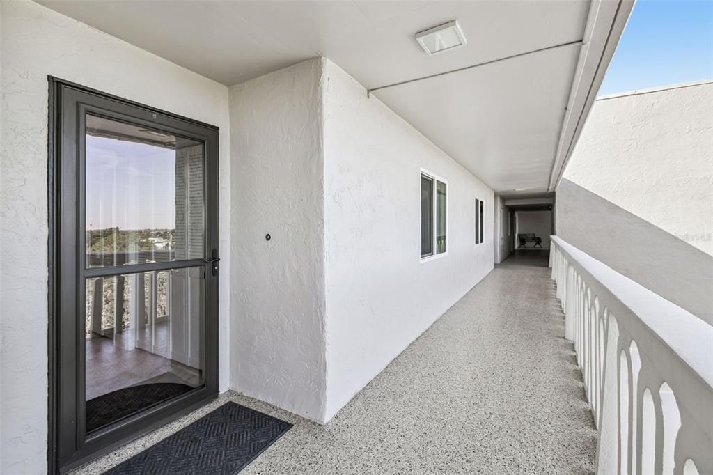 For Sale: $150,000 (2 beds, 2 baths, 1347 Square Feet)