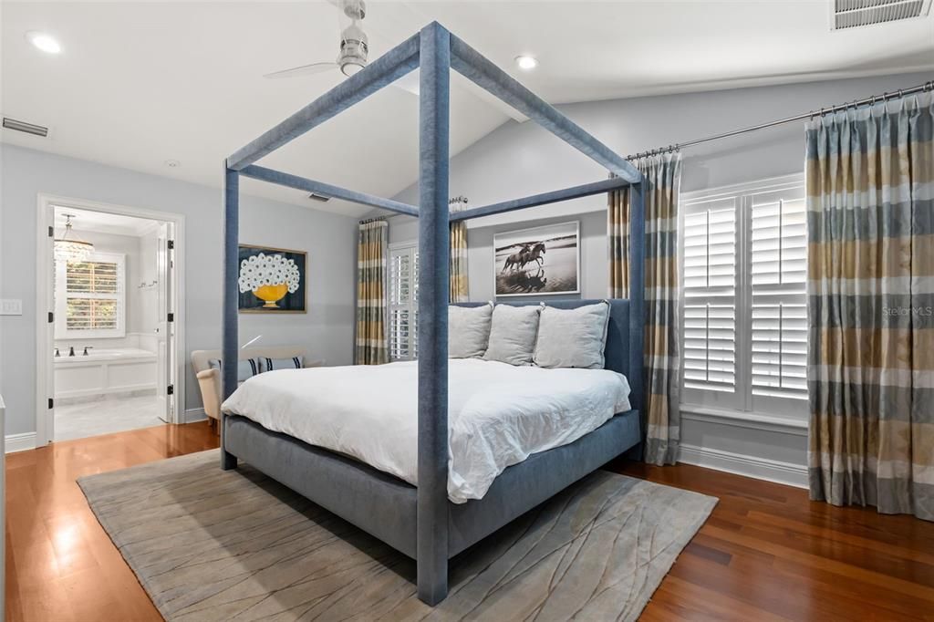 For Rent: $10,950 (4 beds, 3 baths, 2918 Square Feet)