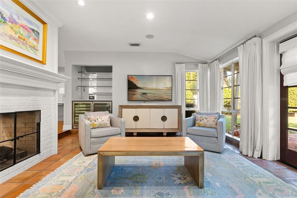 For Rent: $10,950 (4 beds, 3 baths, 2918 Square Feet)