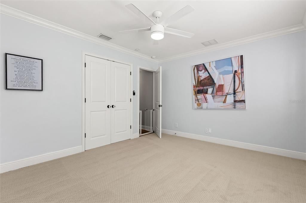 For Rent: $10,950 (4 beds, 3 baths, 2918 Square Feet)