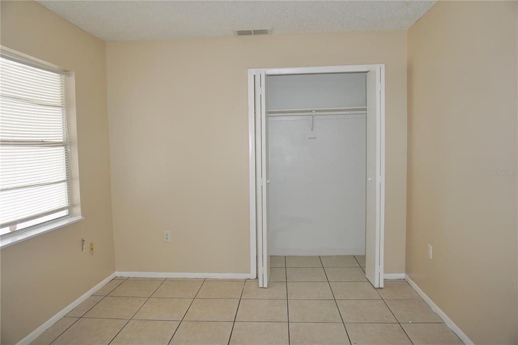 For Rent: $1,600 (3 beds, 2 baths, 1143 Square Feet)