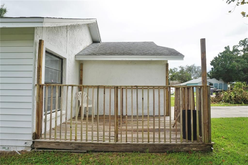 For Rent: $1,600 (3 beds, 2 baths, 1143 Square Feet)