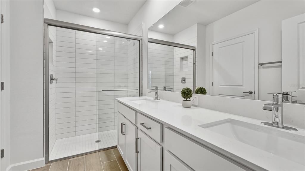 En Venta: $279,900 (2 camas, 2 baños, 1616 Pies cuadrados)