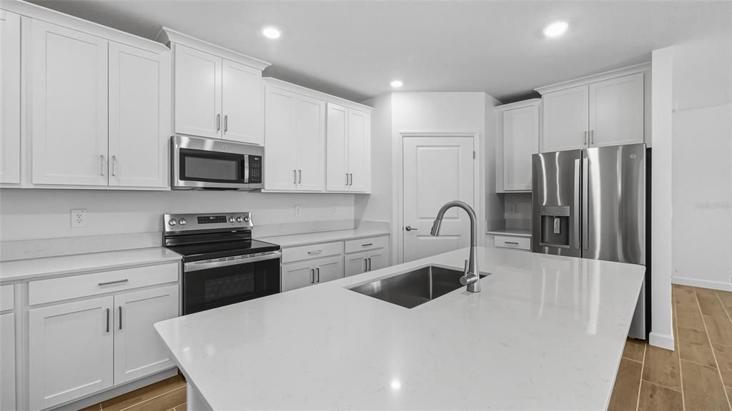 En Venta: $279,900 (2 camas, 2 baños, 1616 Pies cuadrados)